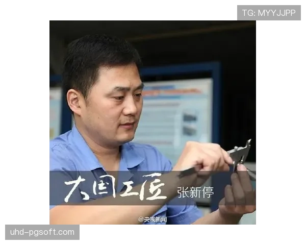 特写人物：默默无闻的“人墙工匠”——那些在训练中扮演模拟对手的梯队球员